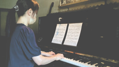 ピアノで演歌